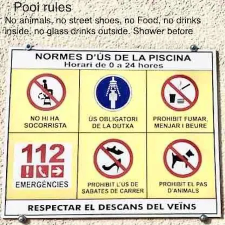 Piscina En Centro De Apartment *