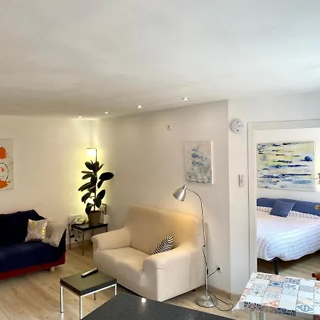 Apartamento Piso En Centro +piscina+terraza+vistas Terrassa